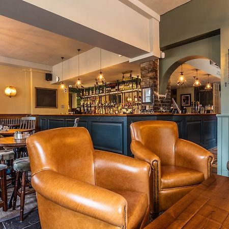 Greyhound Hotel Carshalton Luaran gambar