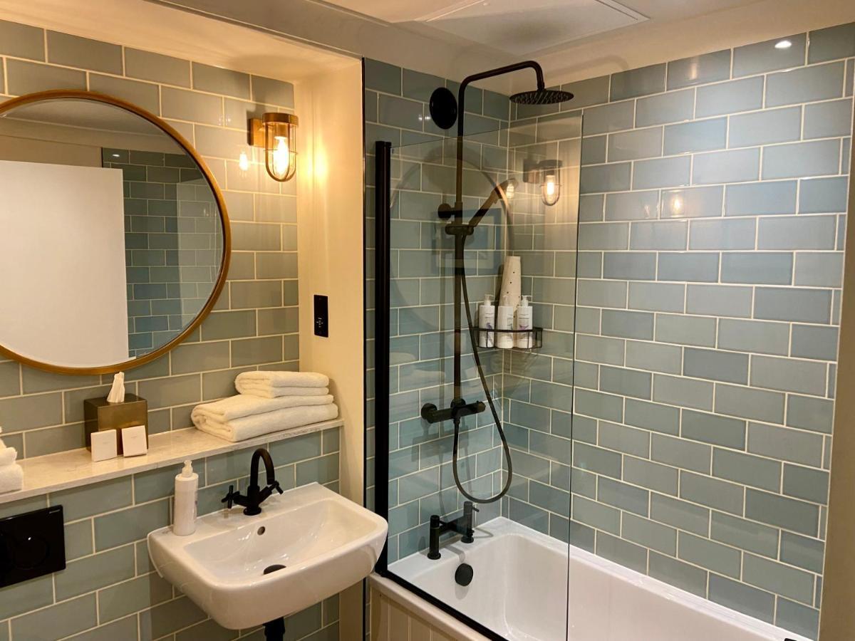 Greyhound Hotel Carshalton Luaran gambar